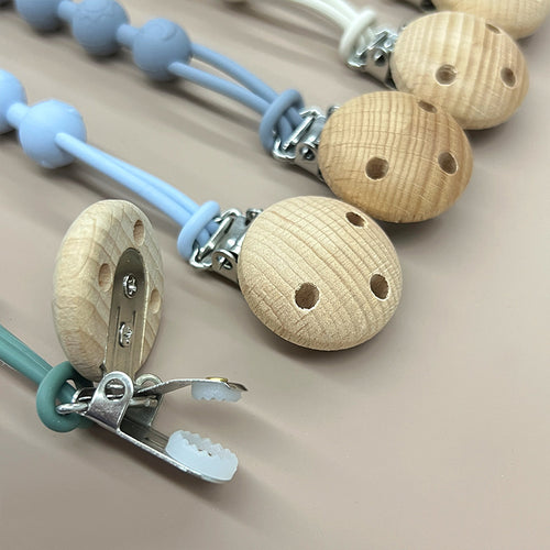 Attache tétine en silicone